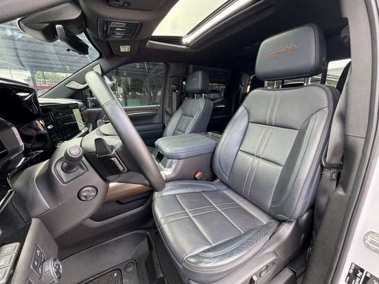 CHEVROLET-SILVERADO-2023
