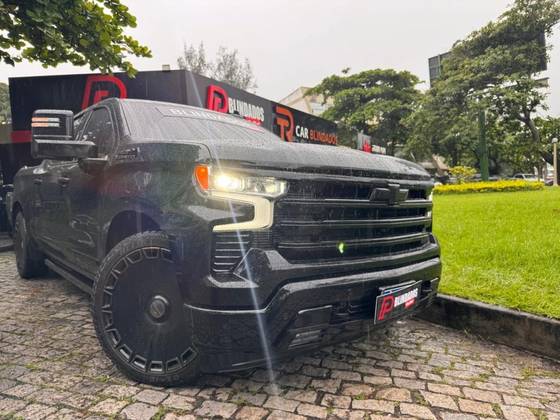 CHEVROLET SILVERADO 5.3 V8 GASOLINA 1500 HIGH COUNTRY 4X4 AUTOMÁTICO