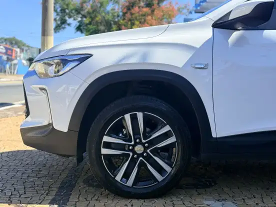 CHEVROLET-TRACKER-2024