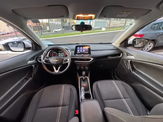 CHEVROLET-TRACKER-2021