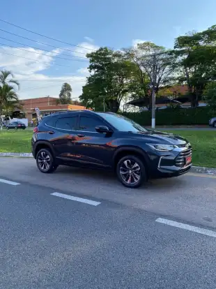 CHEVROLET-TRACKER-2023