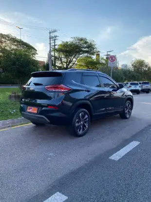CHEVROLET-TRACKER-2023