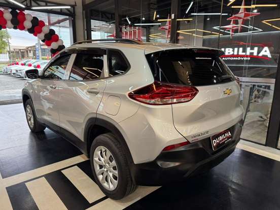 CHEVROLET-TRACKER-2022