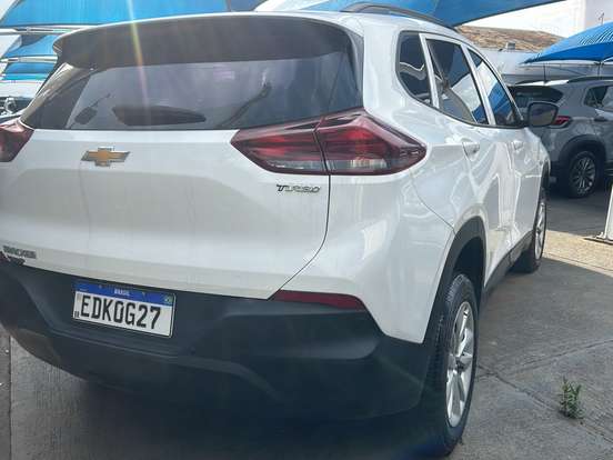 CHEVROLET-TRACKER-2022