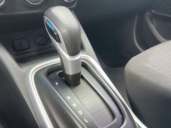 CHEVROLET-TRACKER-2022