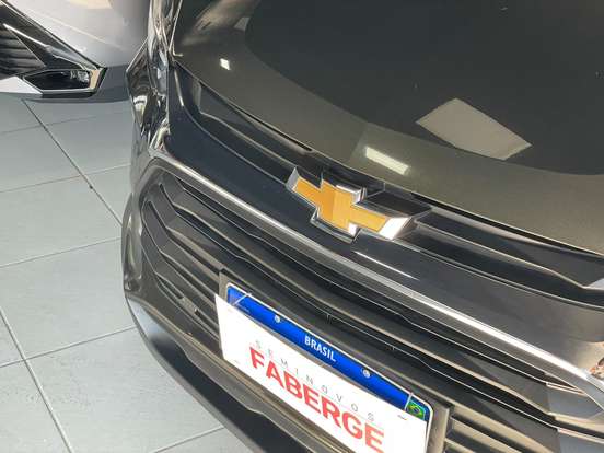 CHEVROLET-TRACKER-2024
