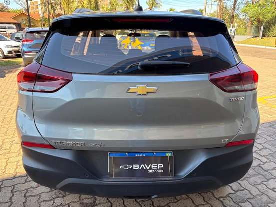 CHEVROLET-TRACKER-2023