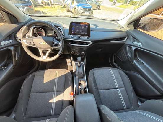 CHEVROLET-TRACKER-2023