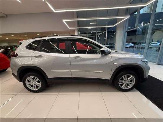 CHEVROLET-TRACKER-2023