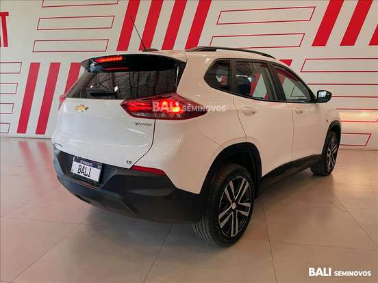 CHEVROLET-TRACKER-2024