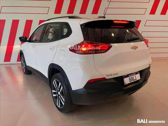 CHEVROLET-TRACKER-2024
