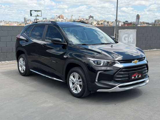CHEVROLET-TRACKER-2023