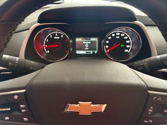 CHEVROLET-TRACKER-2023