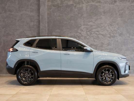 CHEVROLET-TRACKER-2025