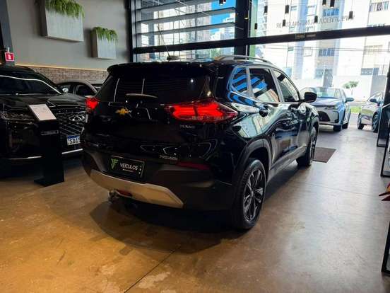 CHEVROLET-TRACKER-2020