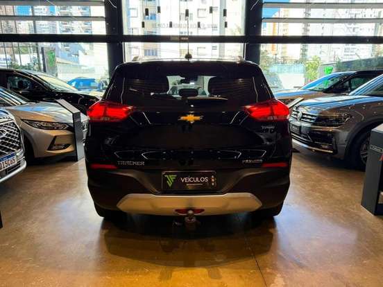 CHEVROLET-TRACKER-2020