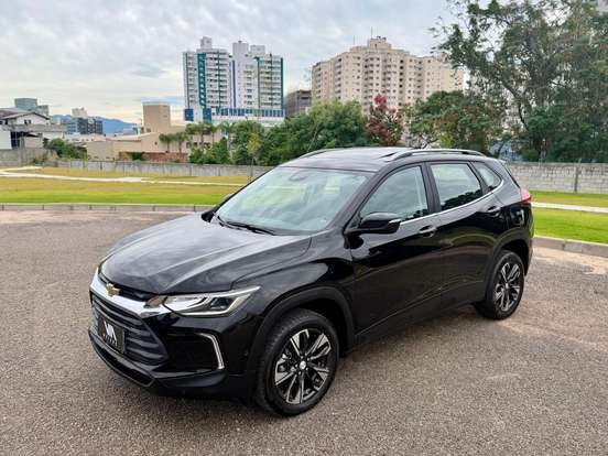 CHEVROLET-TRACKER-2023