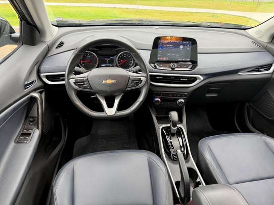 CHEVROLET-TRACKER-2023