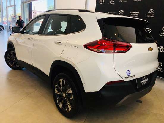 CHEVROLET-TRACKER-2023