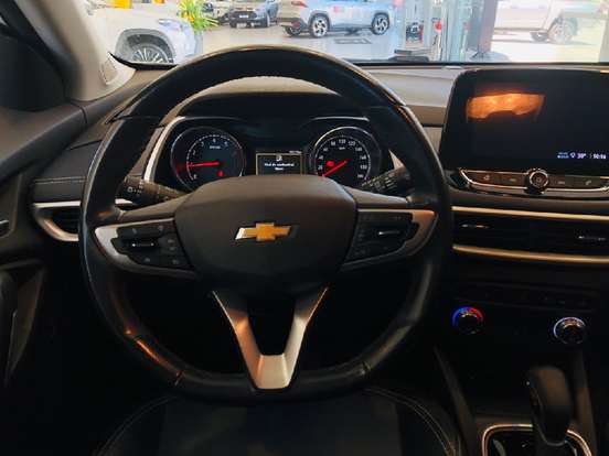CHEVROLET-TRACKER-2023