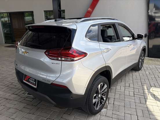 CHEVROLET-TRACKER-2022