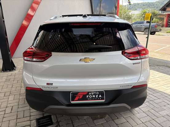 CHEVROLET-TRACKER-2022