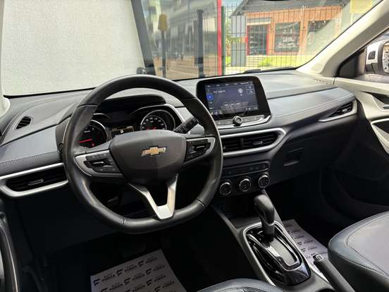 CHEVROLET-TRACKER-2022