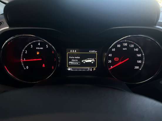 CHEVROLET-TRACKER-2023