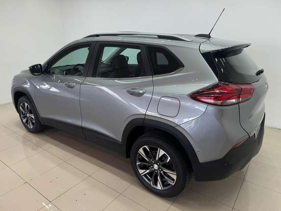 CHEVROLET-TRACKER-2023