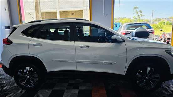 CHEVROLET-TRACKER-2023