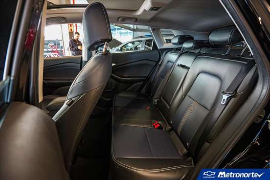 CHEVROLET-TRACKER-2024