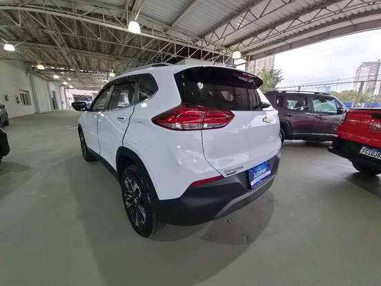 CHEVROLET-TRACKER-2024
