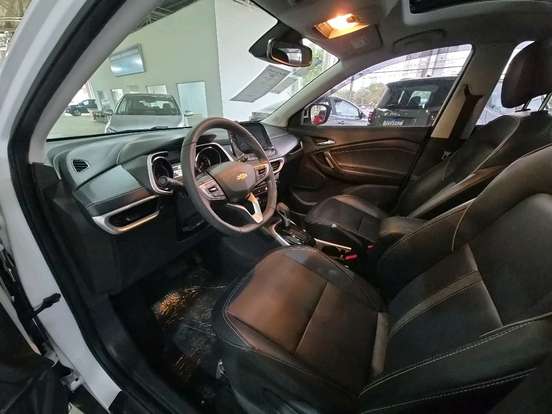 CHEVROLET-TRACKER-2024