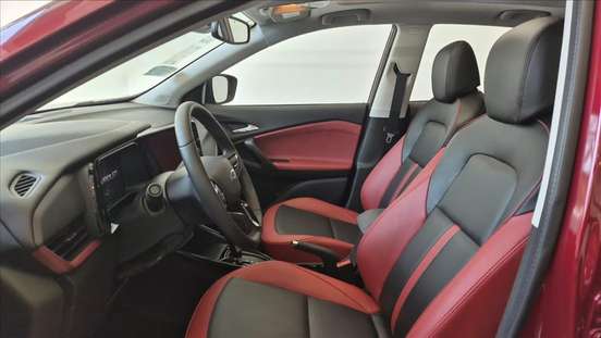 CHEVROLET-TRACKER-2025