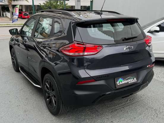 CHEVROLET-TRACKER-2023