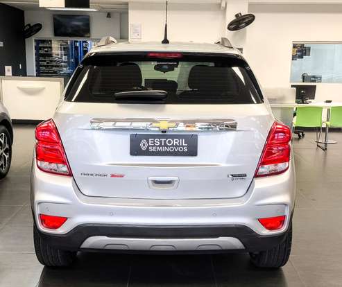 CHEVROLET-TRACKER-2018