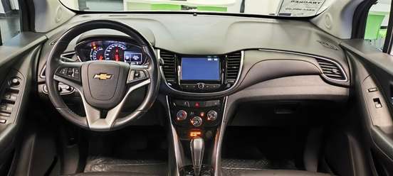 CHEVROLET-TRACKER-2018