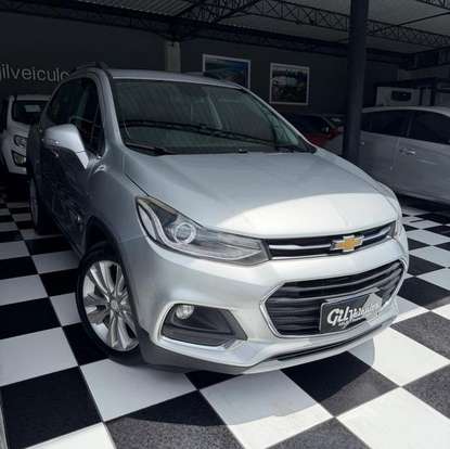 CHEVROLET-TRACKER-2018