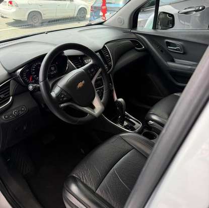 CHEVROLET-TRACKER-2018