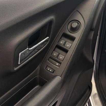 CHEVROLET-TRACKER-2018