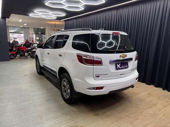 CHEVROLET-TRAILBLAZER-2021