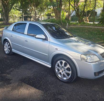 CHEVROLET ASTRA 2.0 MPFI ADVANTAGE 8V FLEX 4P MANUAL