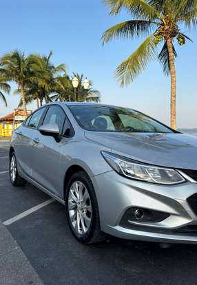 CHEVROLET-CRUZE-2018