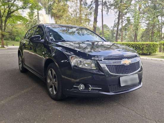 CHEVROLET-CRUZE-2013