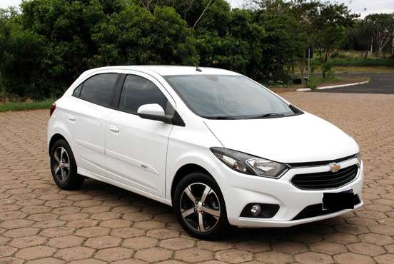 CHEVROLET-ONIX-2018