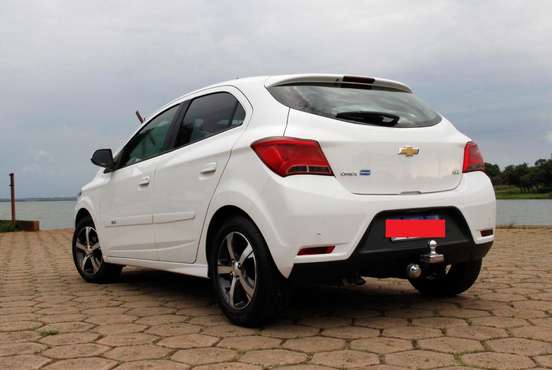 CHEVROLET-ONIX-2018