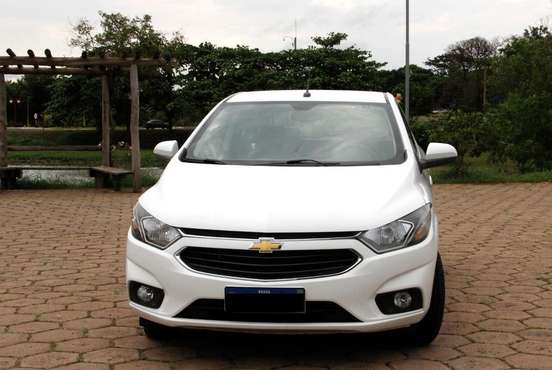 CHEVROLET-ONIX-2018
