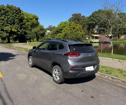 CHEVROLET-TRACKER-2020