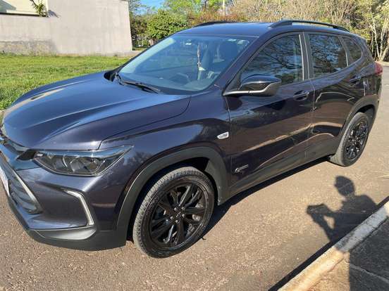 CHEVROLET-TRACKER-2023
