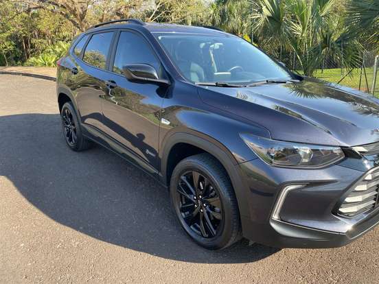CHEVROLET-TRACKER-2023